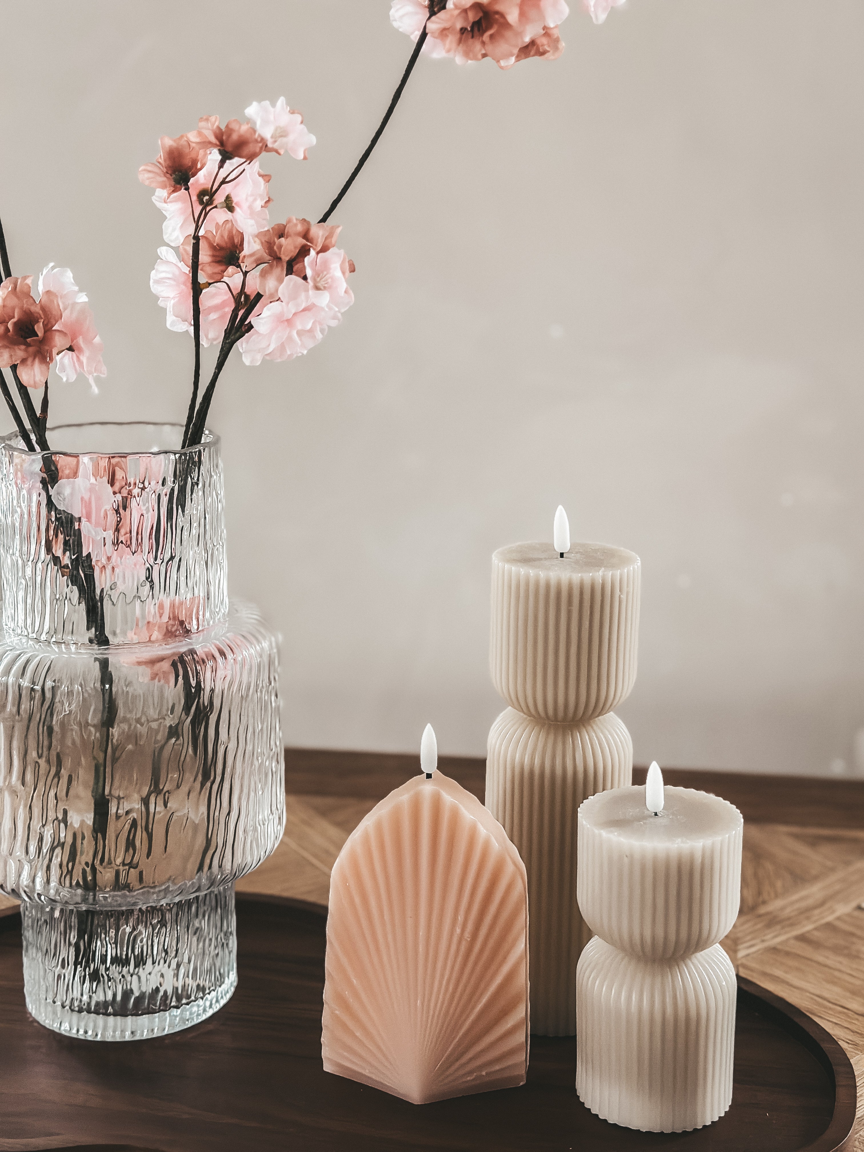 JUNOfires set ledkaarsen hoge ribbel beige waaier perzik