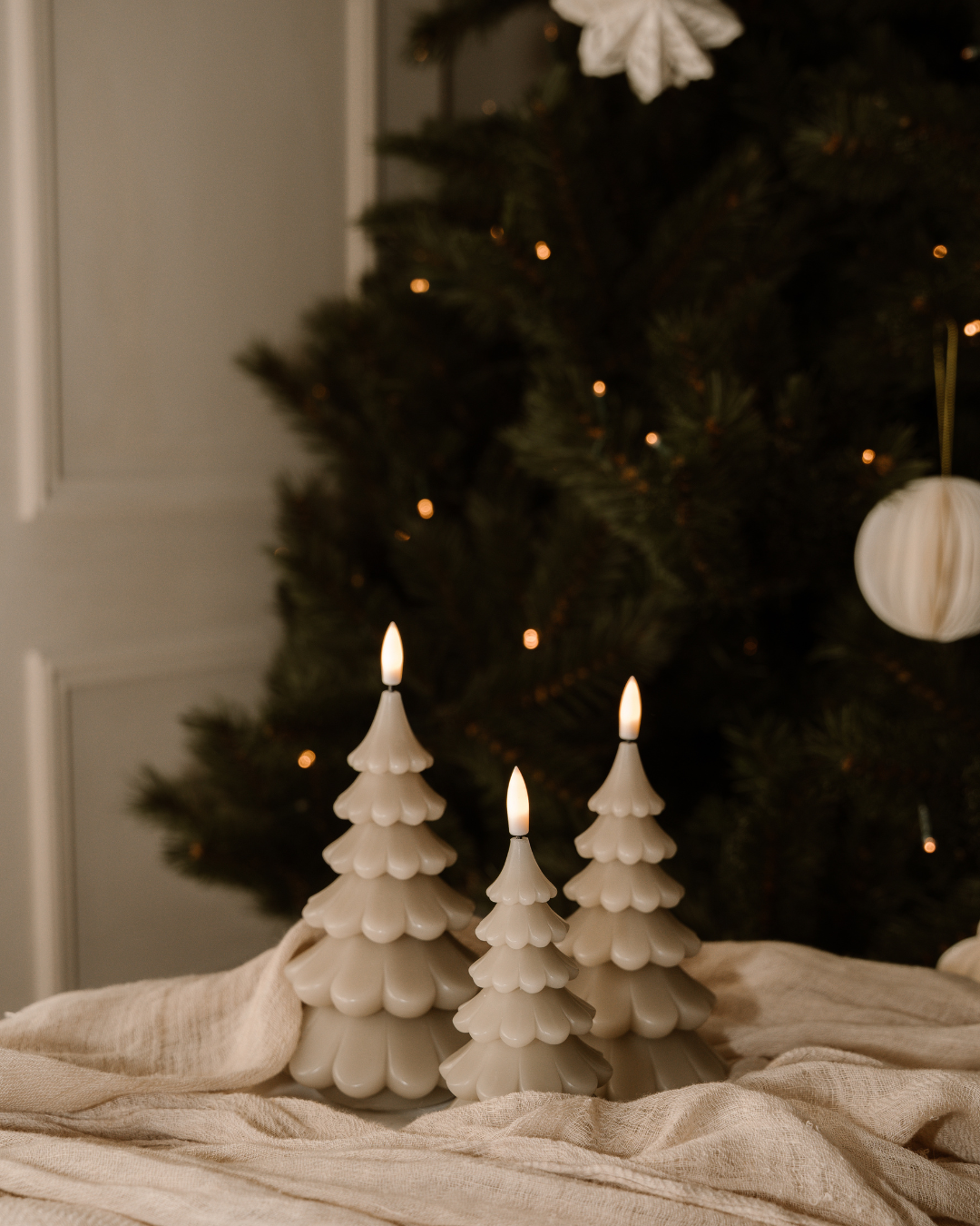 KERSTBOOM KAARS LAGEN M - AB