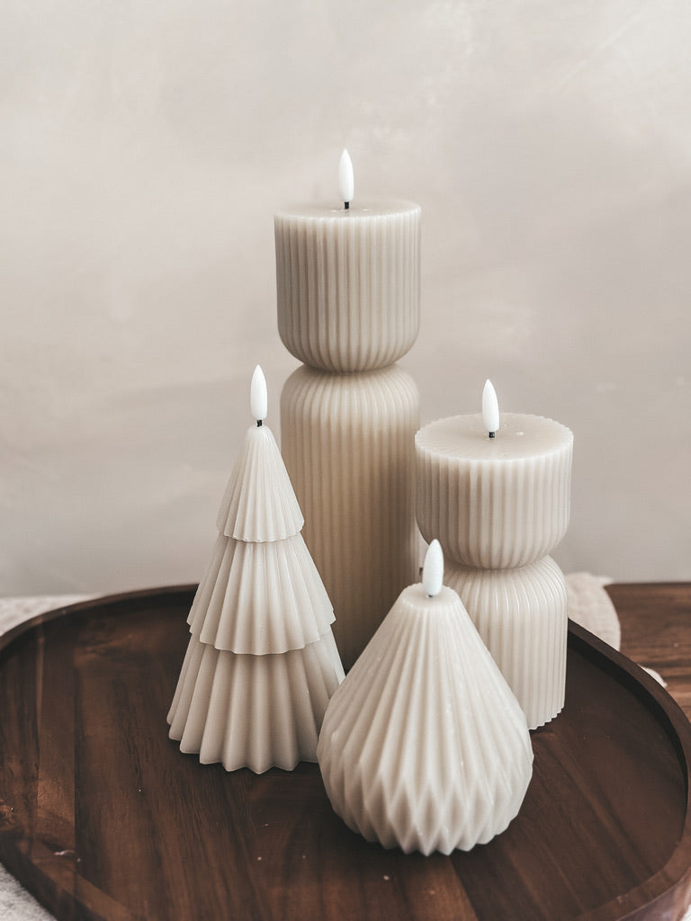 KERSTBOOM KAARS BEIGE M - AB